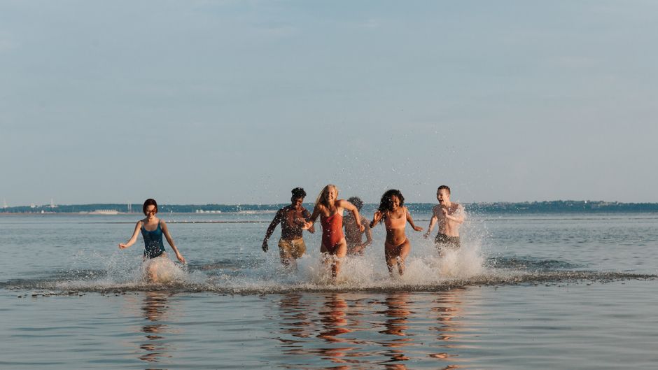 Best Water Trampolines 2026: 6 Lake Picks Compared